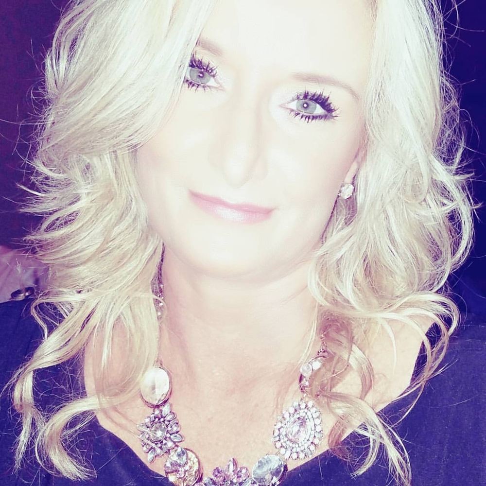 Meet your Posher, Lori